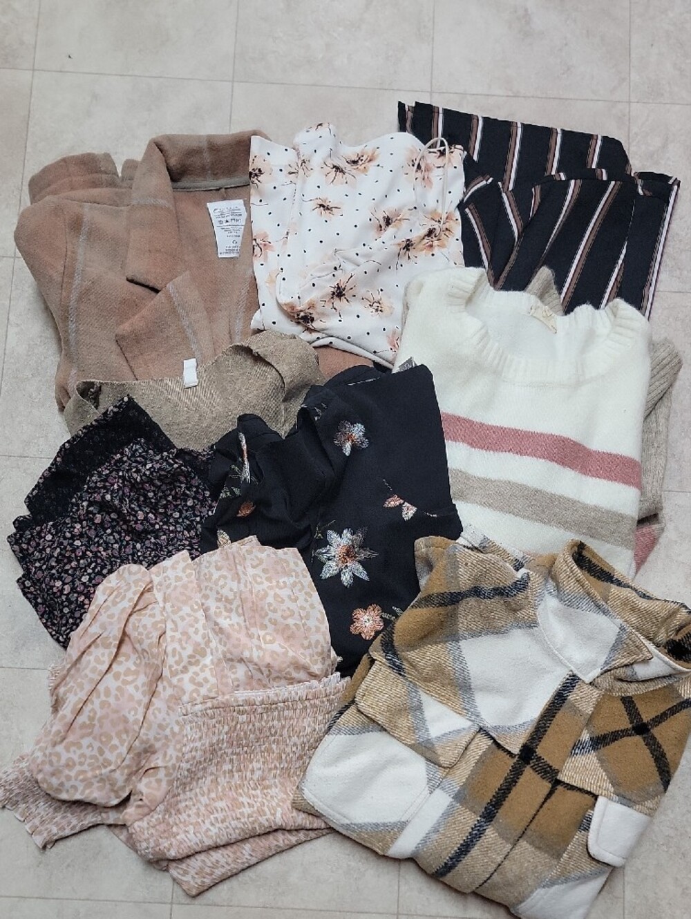 WOMEN'S 9-PIECE LOT!  $70!  Tan/Pink/Black